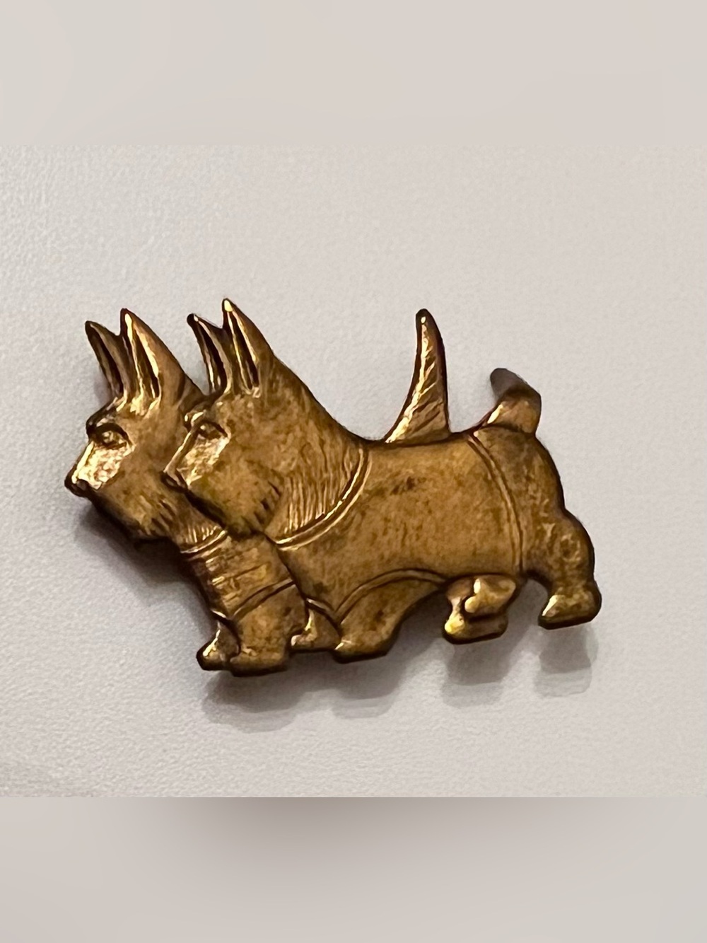 Vintage Pair of Scottie Dogs Brass Tone Metal Brooch